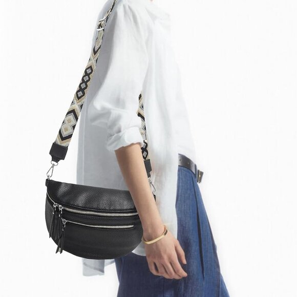 Stylish Leather Fanny Pack Small Sling Bag - Versatile 9.8'' Accessory - Picture 3 of 6